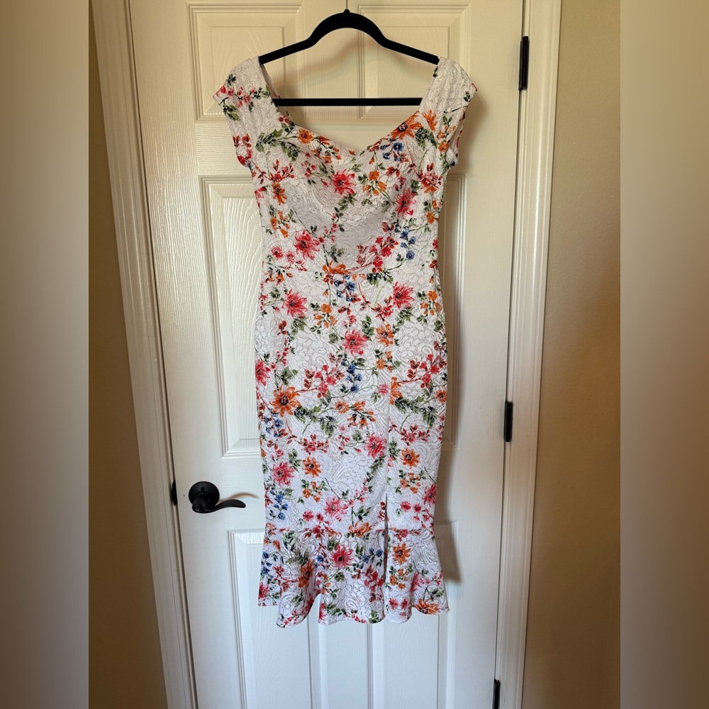 Guess Off the Shoulder Floral Midi Dress - White and Multicolor